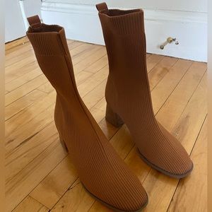 Size 7 never before worn